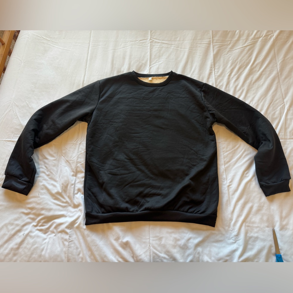 Black Sherpa Lined Crewneck Pullover Sweatshirt New Without Tags